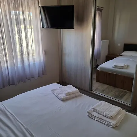 Σύγχρονο σπίτι στο χωριό * Lianokladhion