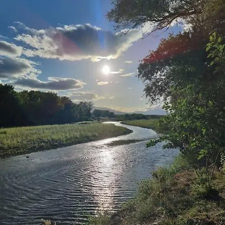 Prázdninový dům Σύγχρονο σπίτι στο χωριό