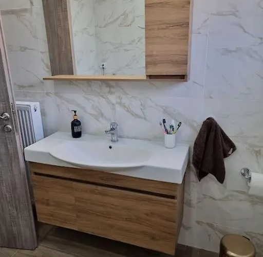 Σύγχρονο Σπίτι Στο Χωριό